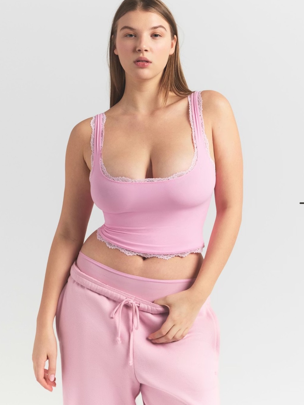 NWT SKIMS Lace-Trim Tank bubblegum tonal